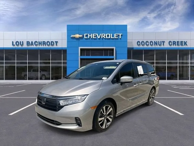 2023 Honda Odyssey Touring photo 4