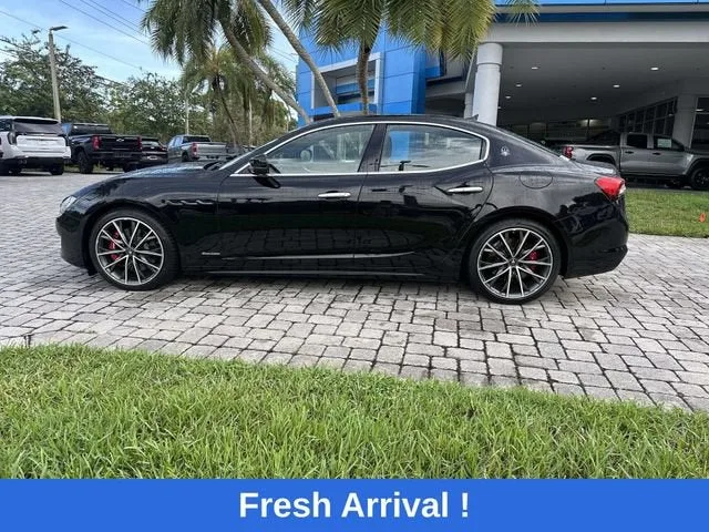 2021 Maserati Ghibli S GranLusso photo 32