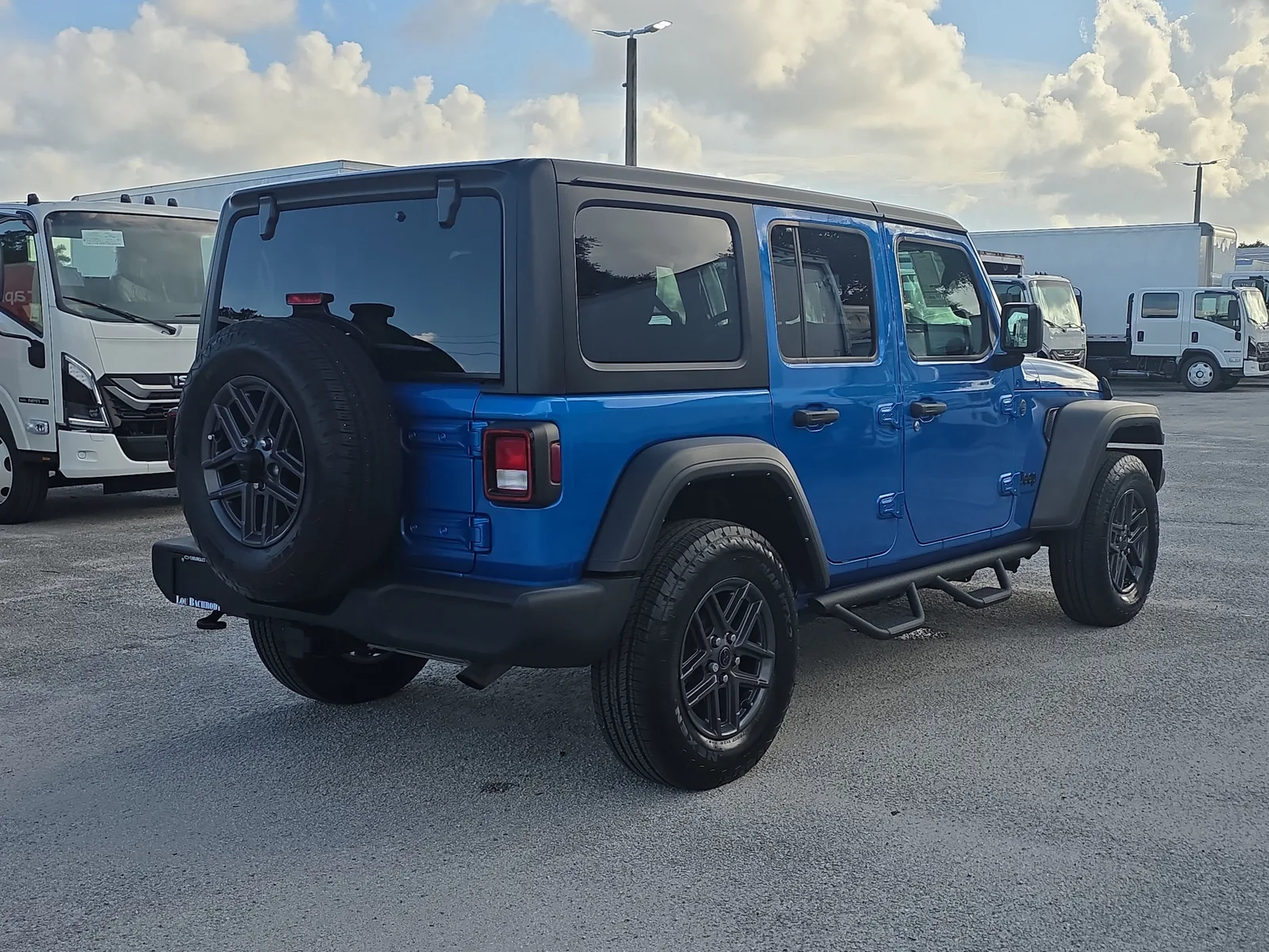 2024 Jeep Wrangler Sport S photo 7