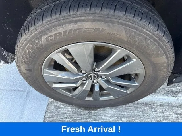 2025 Nissan Pathfinder SV photo 21