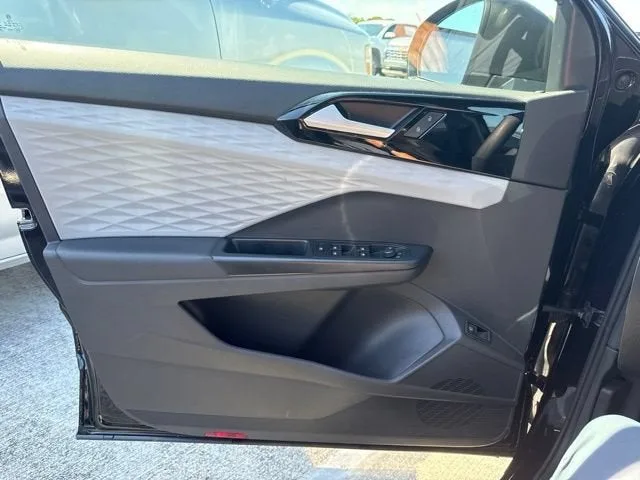 2022 Volkswagen Taos S photo 11