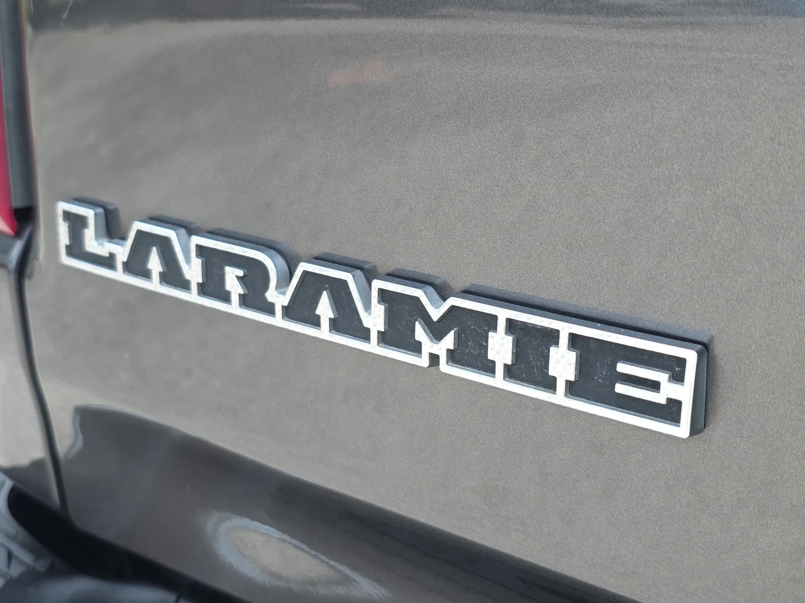 2024 RAM 1500 Laramie photo 10