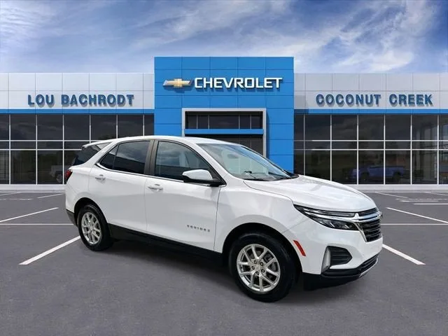 2023 Chevrolet Equinox LT photo 2