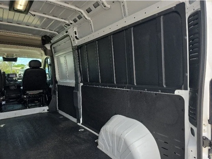 2025 RAM ProMaster Cargo Van Tradesman photo 11