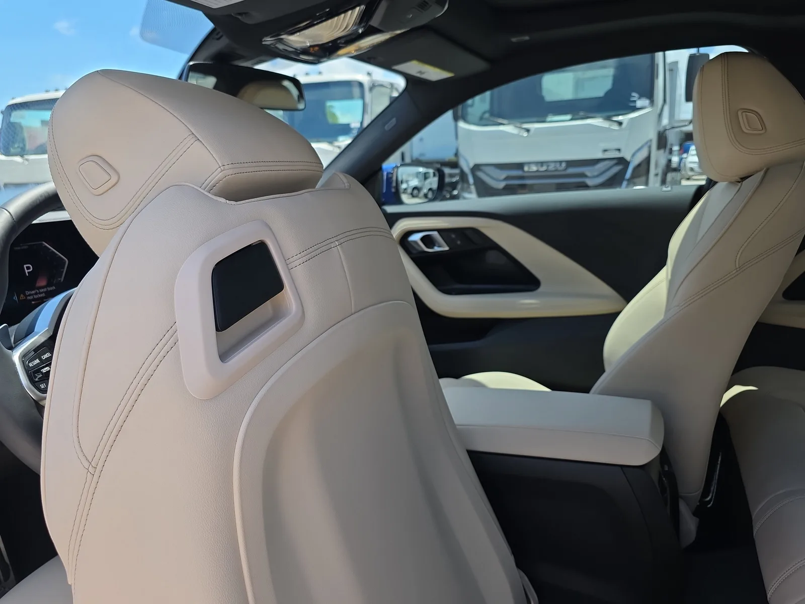 2025 BMW 2 Series 230i photo 13