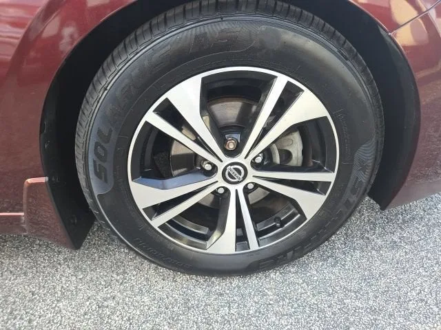 2020 Nissan Sentra SV photo 9
