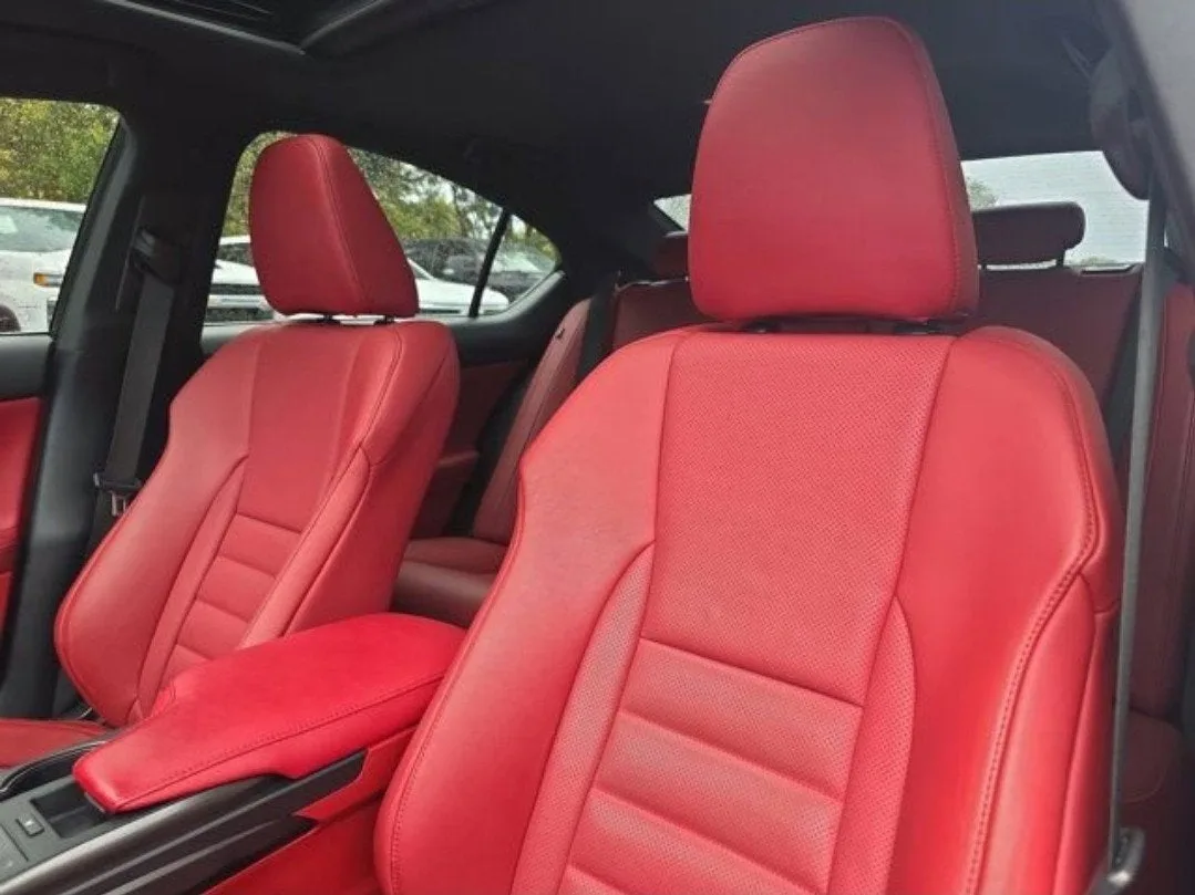 2023 Lexus IS IS 350 F SPORT photo 23