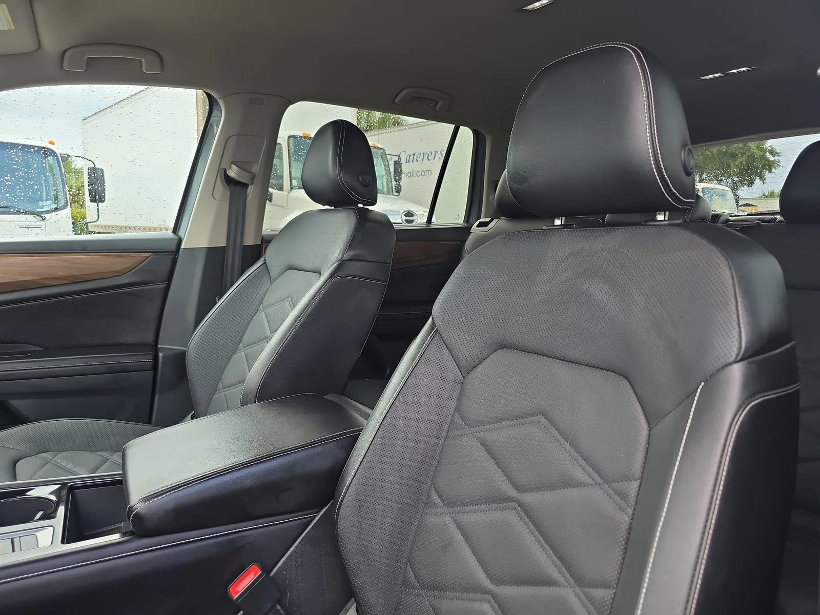 2024 Volkswagen Atlas 2.0T SE w/Technology photo 26