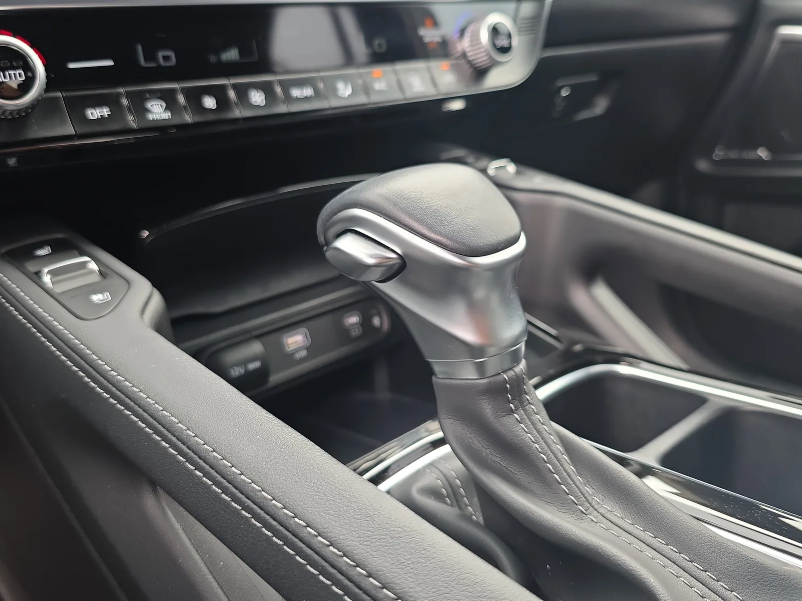2025 Kia Telluride SX-Prestige X-Line photo 32