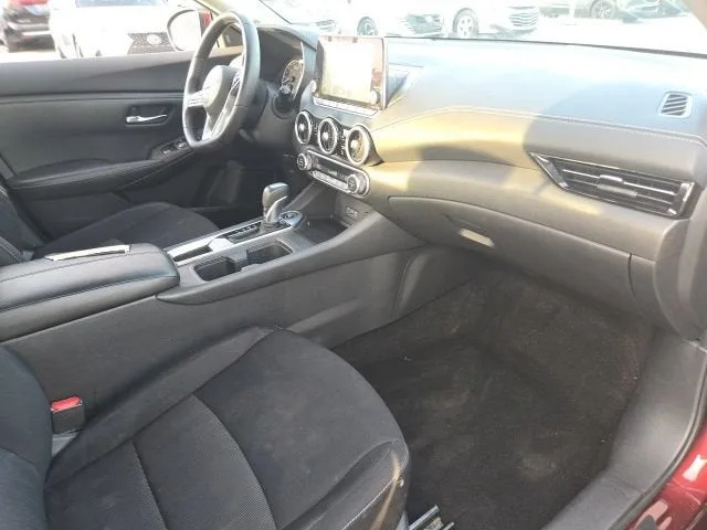 2020 Nissan Sentra SV photo 11
