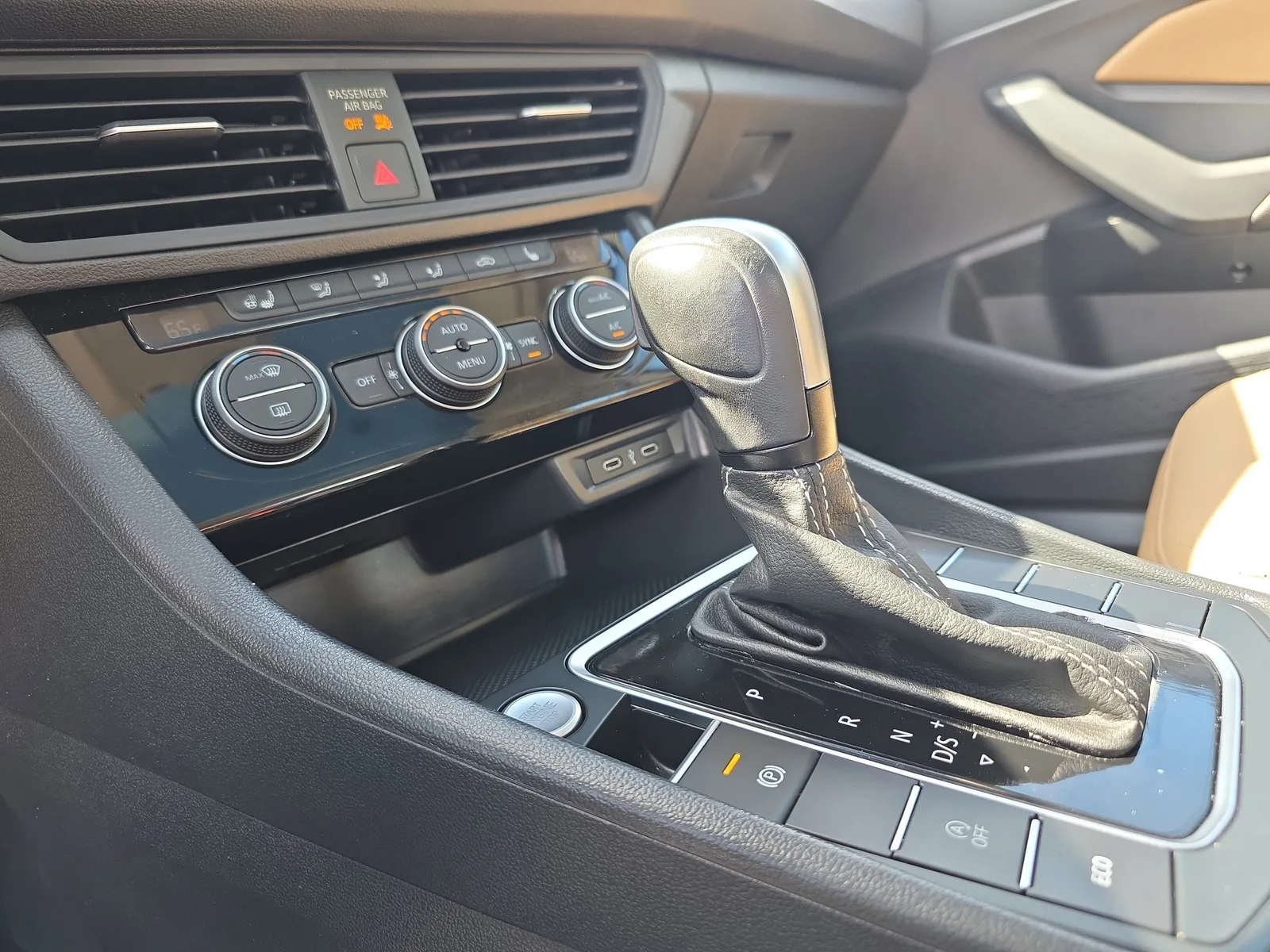 2021 Volkswagen Jetta S photo 33