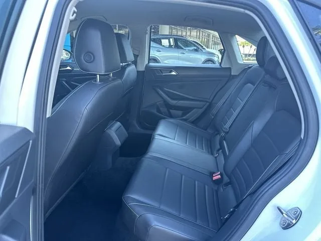 2024 Volkswagen Jetta SE photo 27