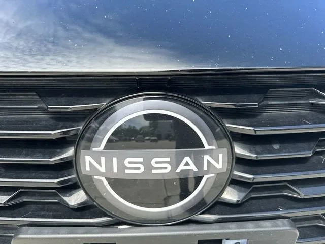 2024 Nissan Sentra SV photo 10