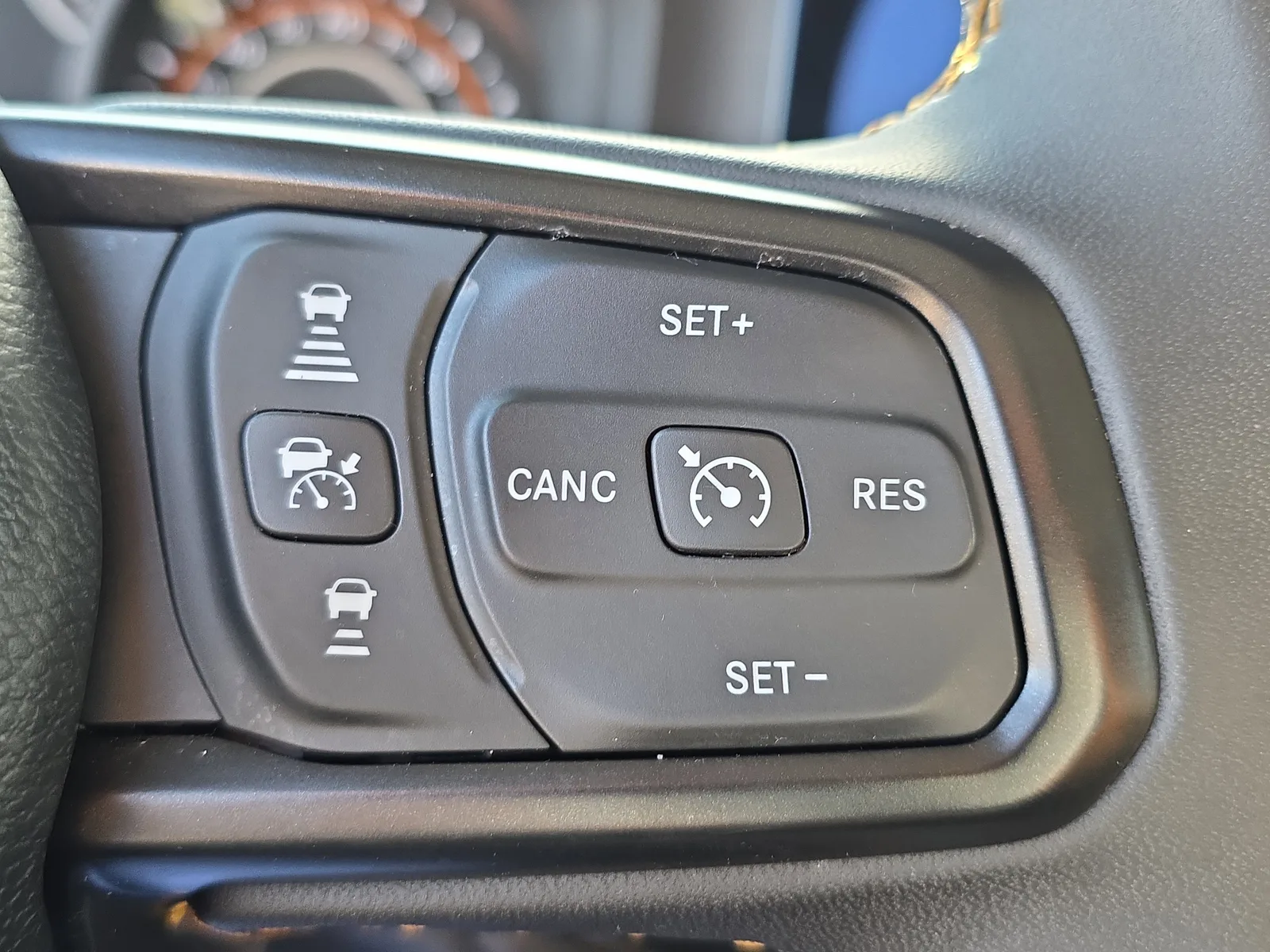 2024 Jeep Wrangler Sport S photo 27