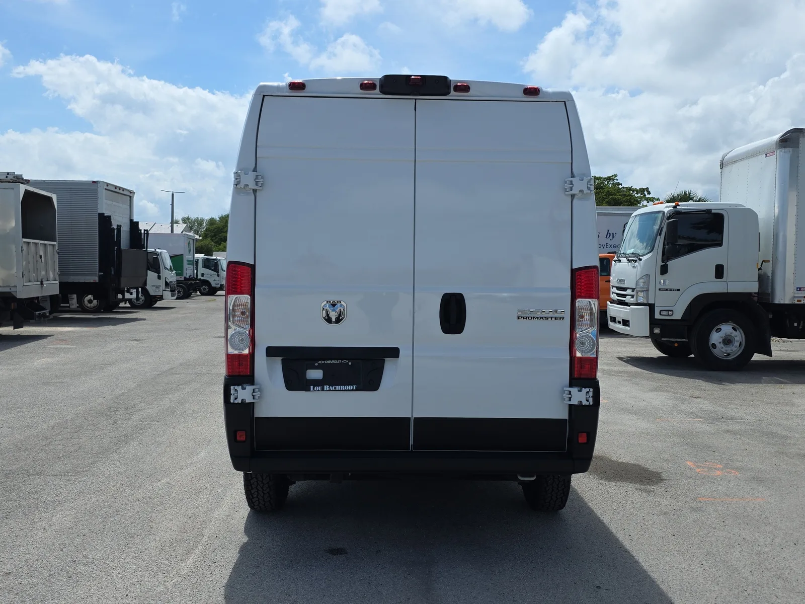 2025 RAM ProMaster Cargo Van Tradesman photo 6