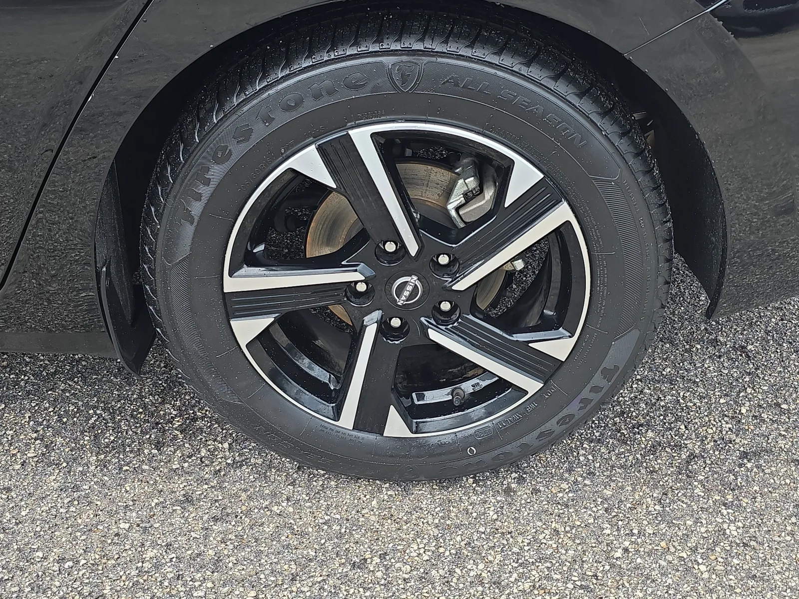 2025 Nissan Sentra SV photo 12