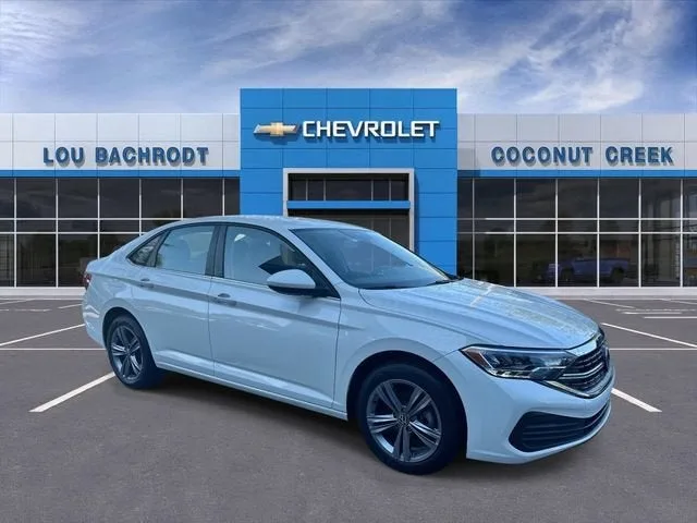 2024 Volkswagen Jetta SE photo 2