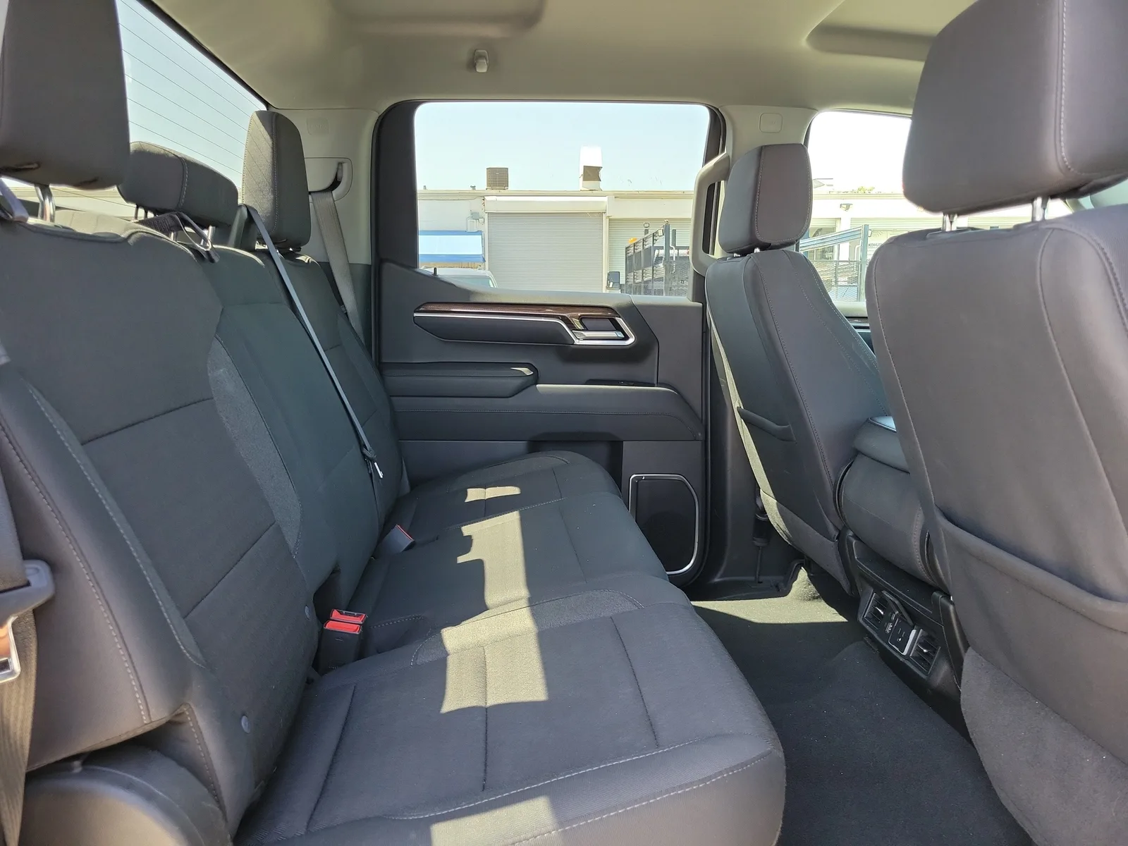 2026 Chevrolet Silverado 1500 RST photo 7