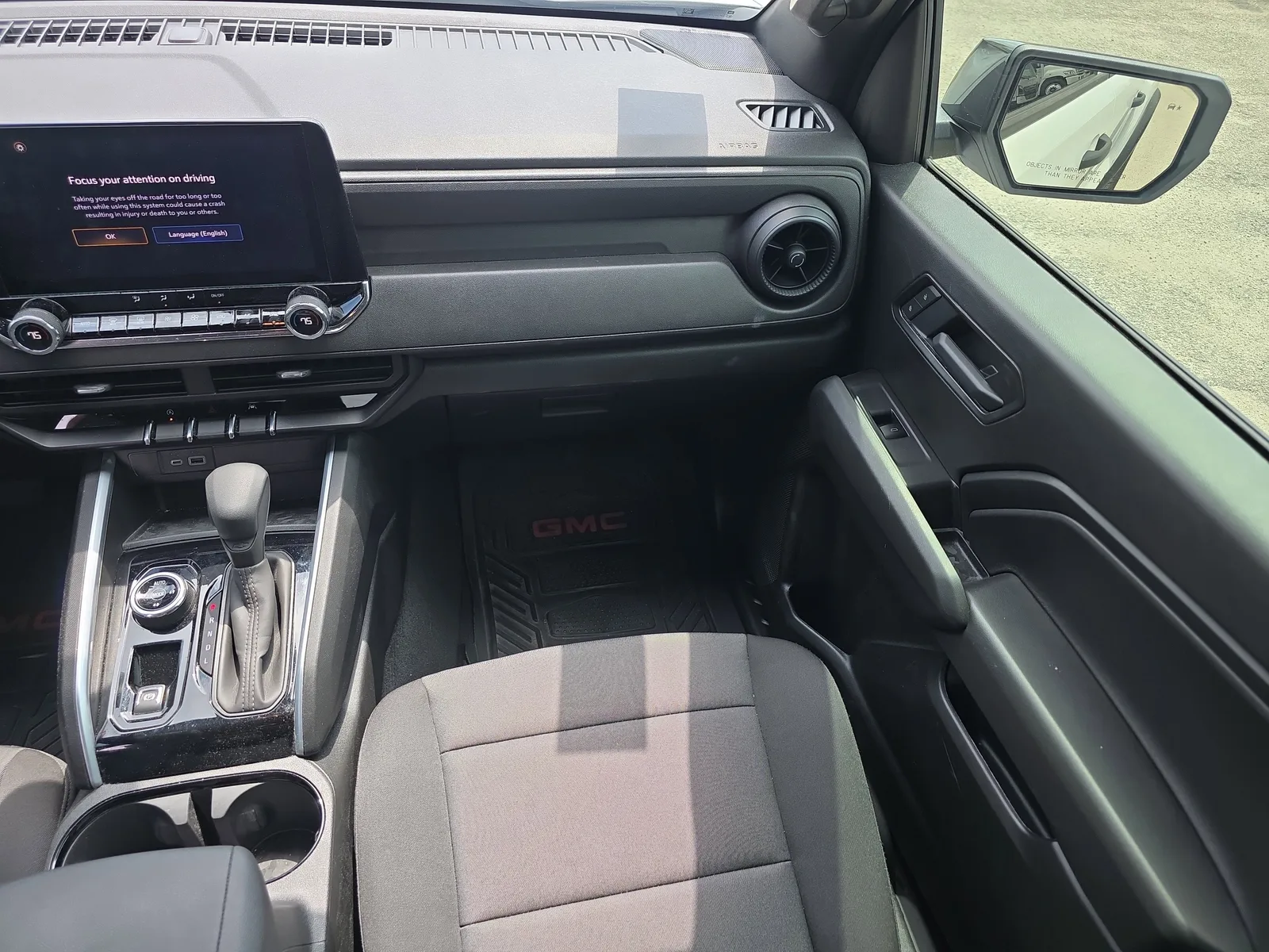 2025 Chevrolet Colorado Trail Boss photo 19