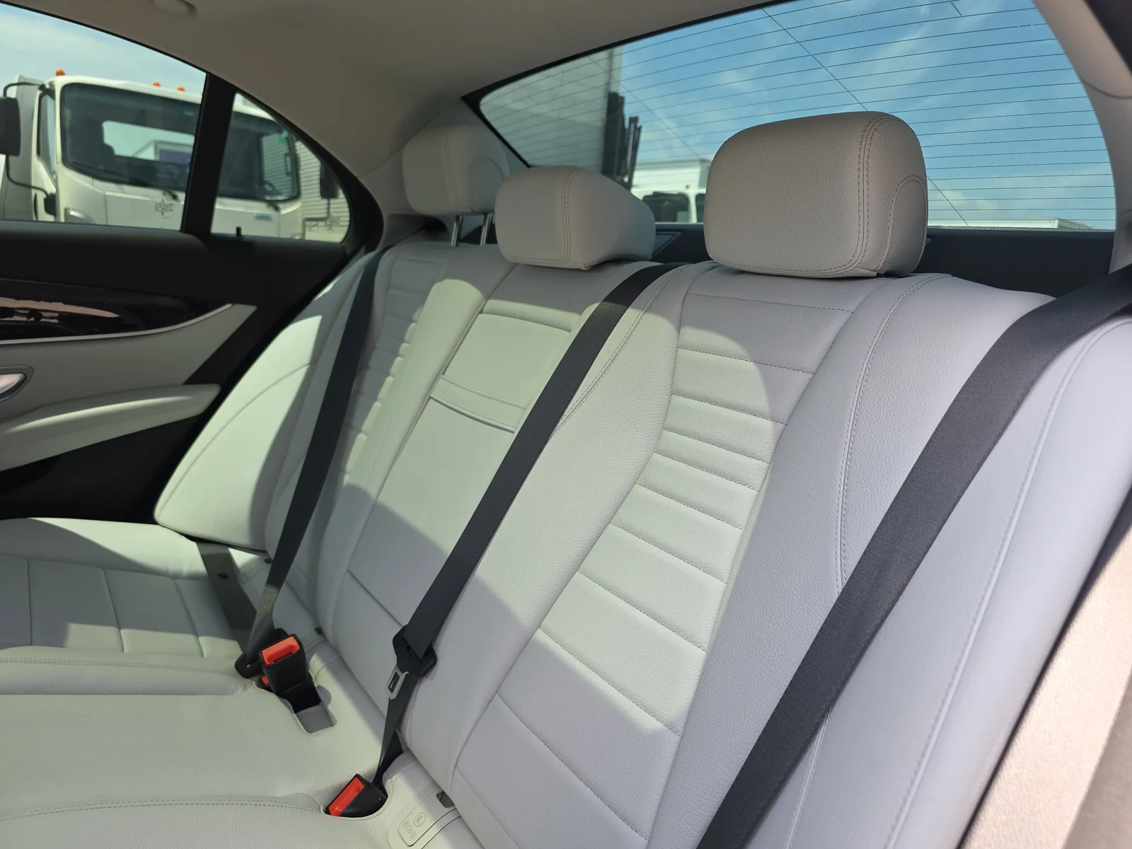 2023 Mercedes-Benz E-Class E 450 photo 17