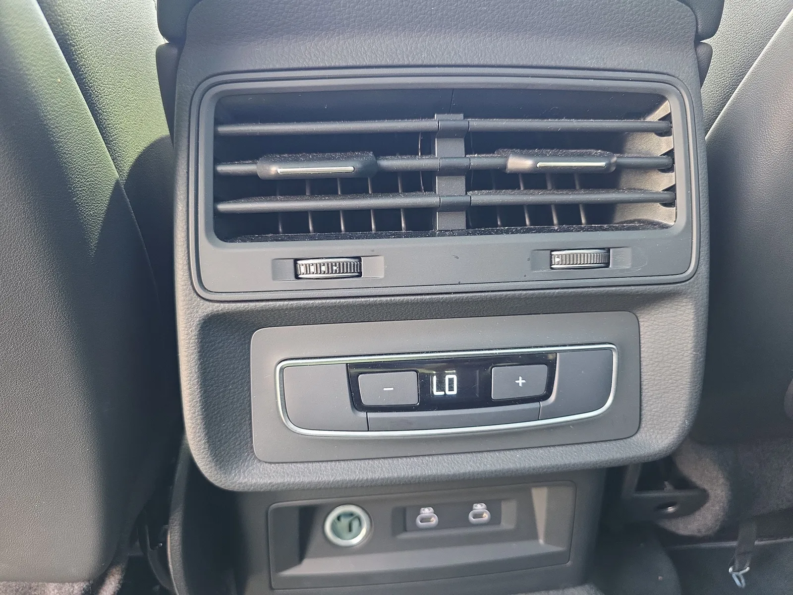 2025 Audi Q7 Premium Plus photo 16