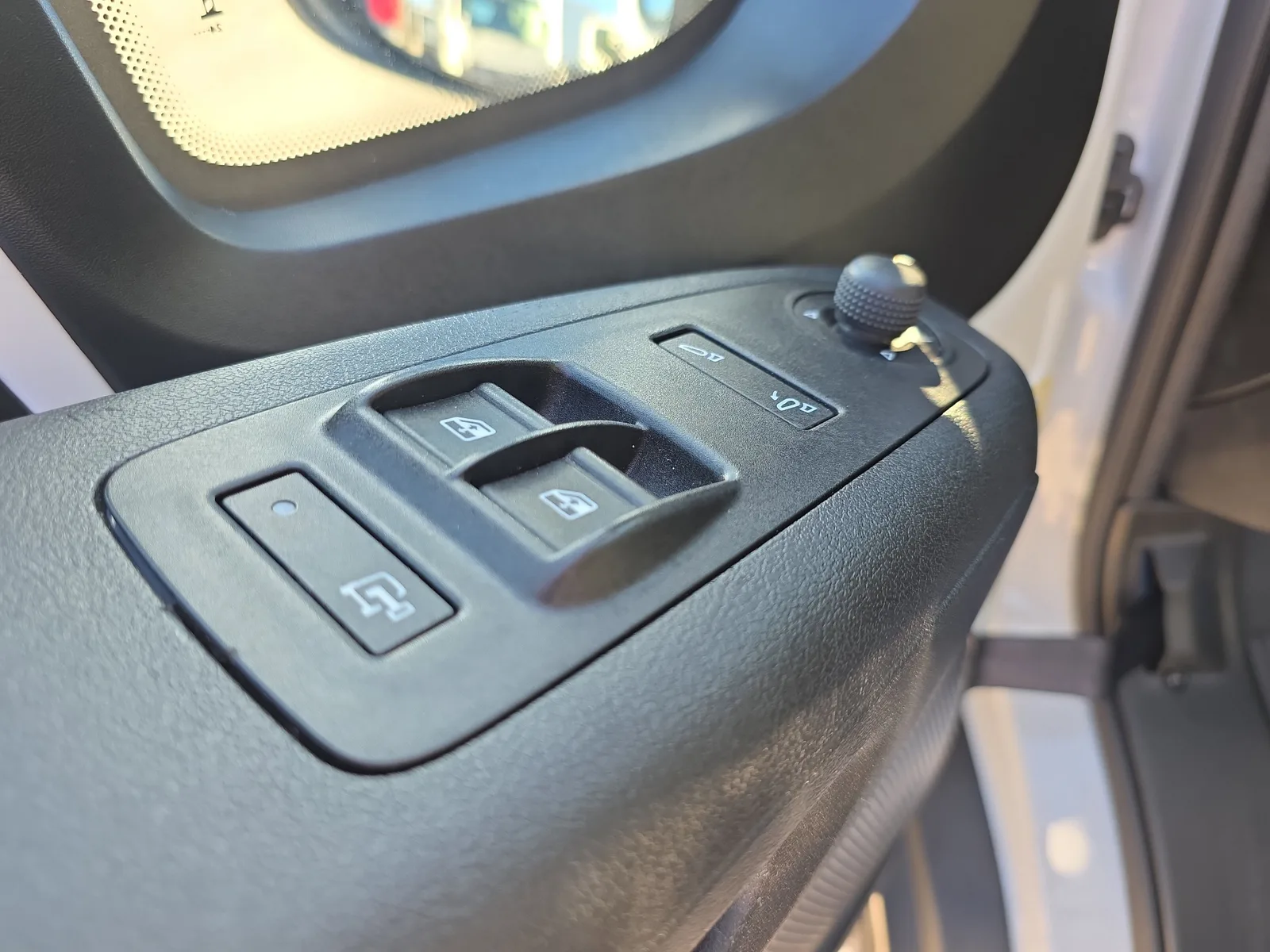 2025 RAM ProMaster Cargo Van Tradesman photo 19