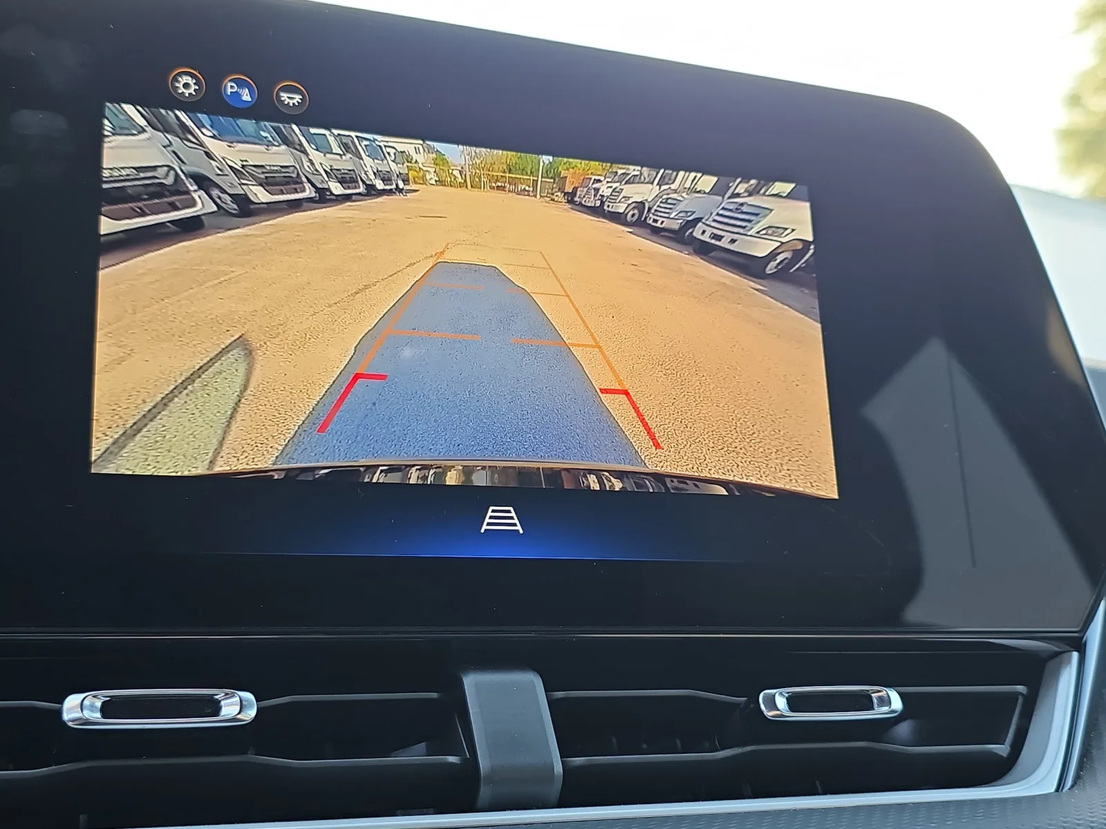 2025 Chevrolet Equinox LT photo 31