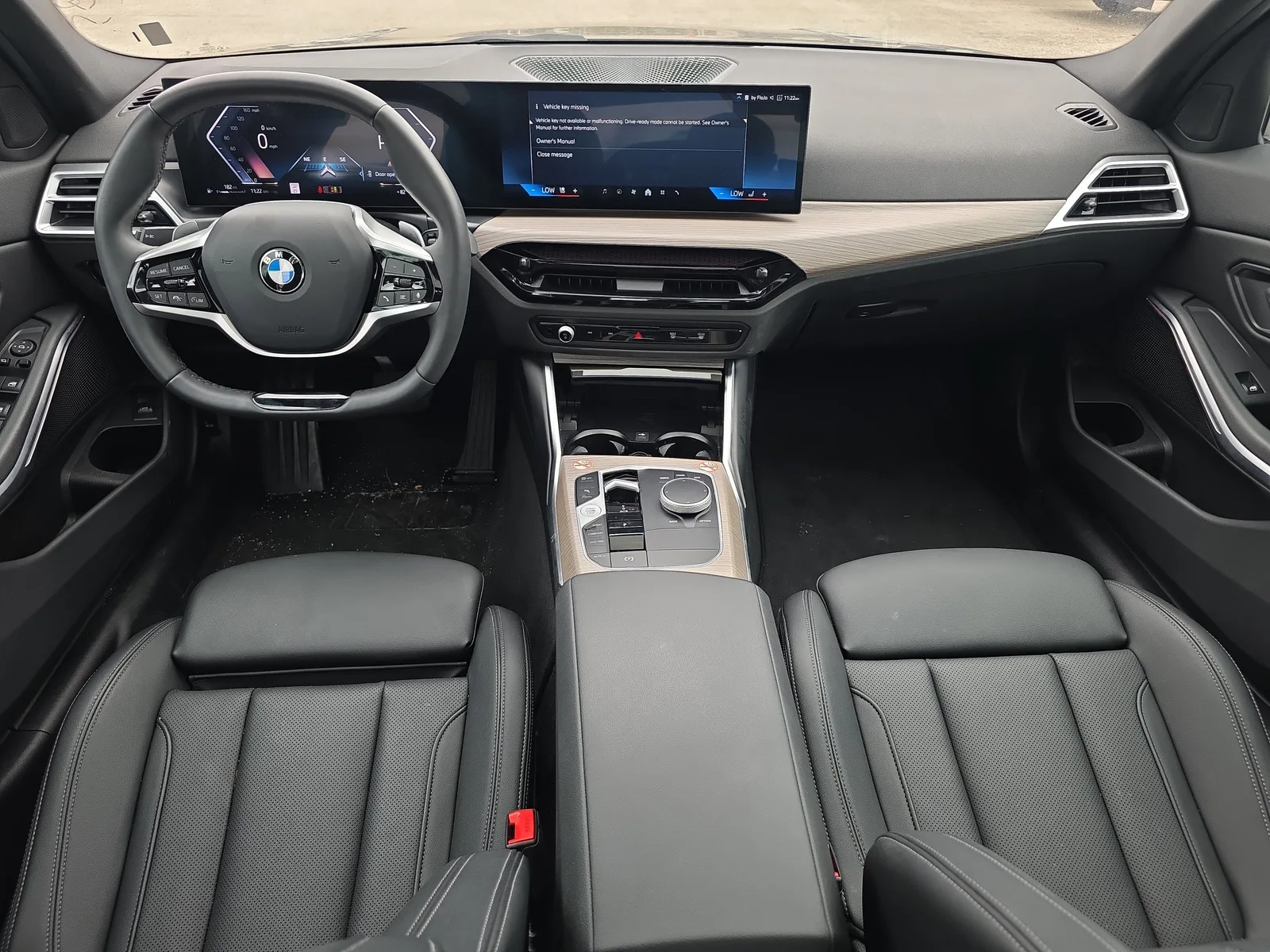 2025 BMW 3 Series 330i xDrive photo 19
