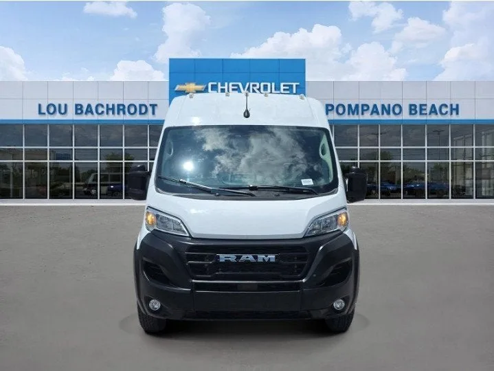 2025 RAM ProMaster Cargo Van Tradesman photo 2