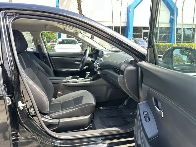 2024 Nissan Sentra SV photo 29