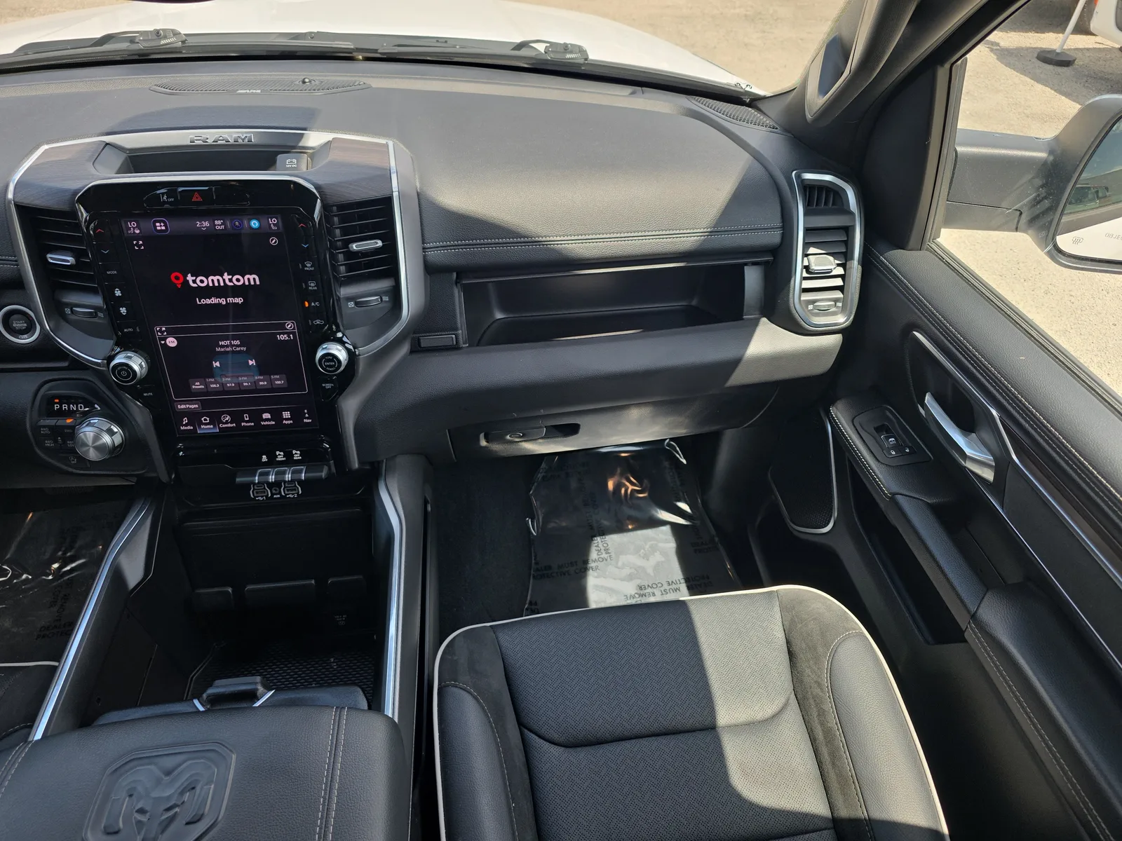 2026 RAM 1500 Laramie photo 21