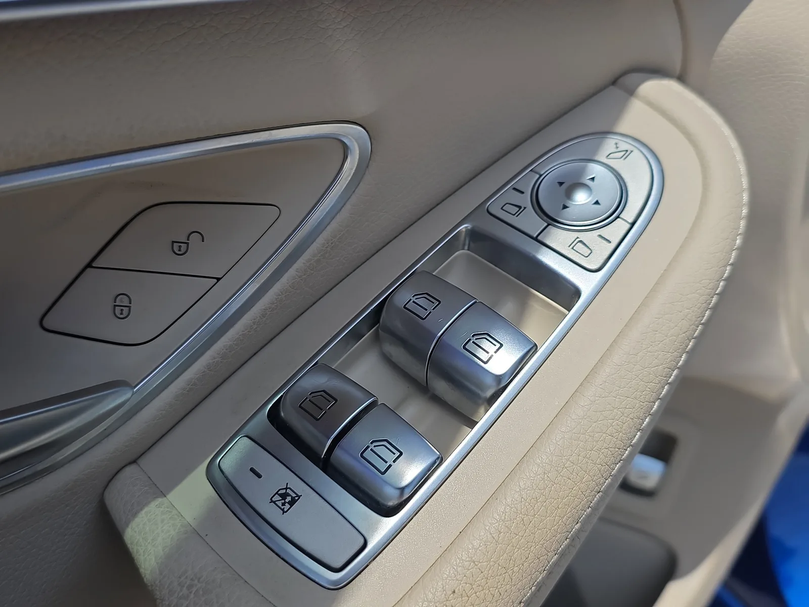 2020 Mercedes-Benz C-Class C 300 photo 20