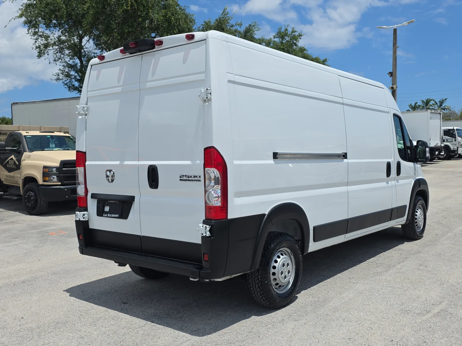 2025 RAM ProMaster Cargo Van Tradesman photo 7