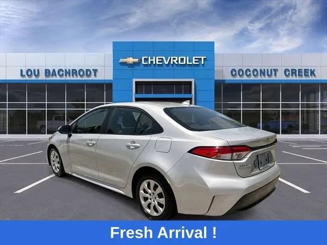 2024 Toyota Corolla LE photo 6