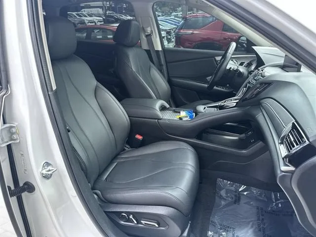 2024 Acura RDX 4DR SH-AWD photo 29