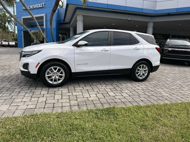 2023 Chevrolet Equinox LT photo 32