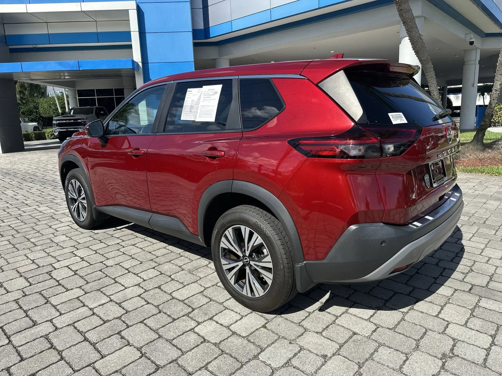 2023 Nissan Rogue SV photo 15