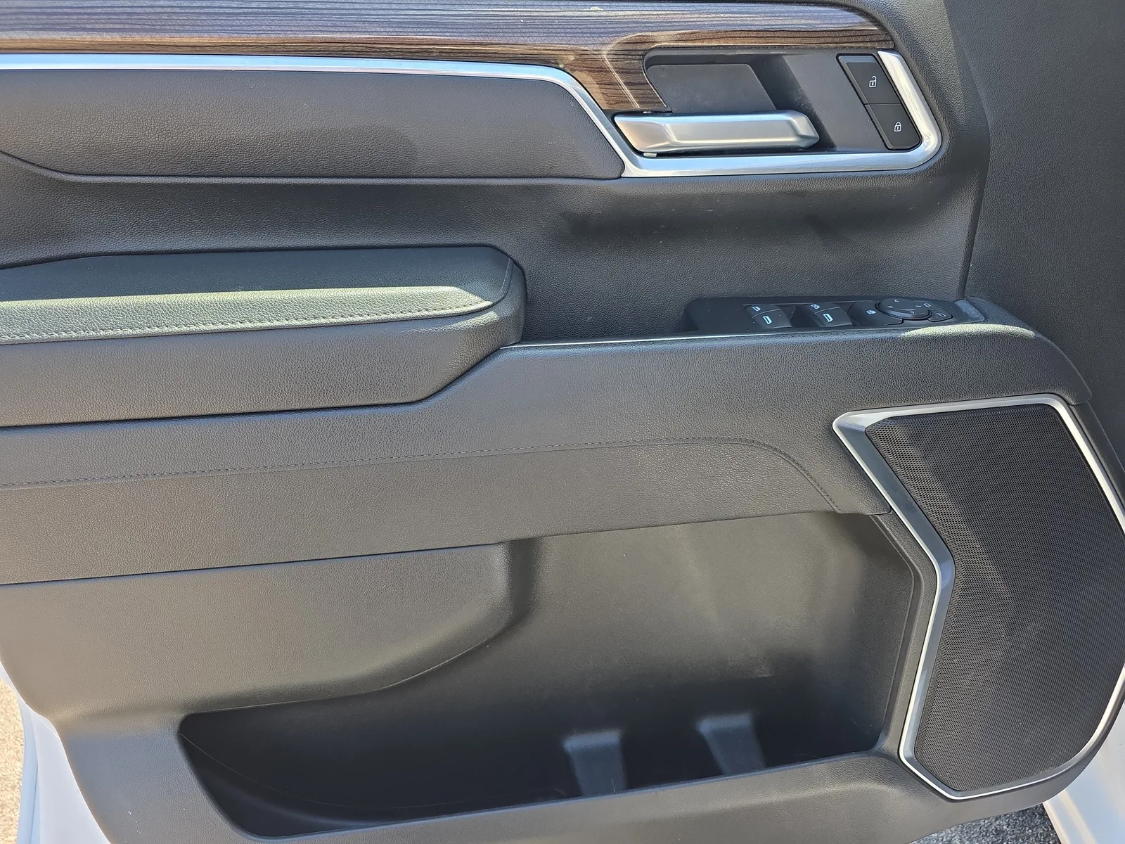 2025 Chevrolet Silverado 2500 HD LT photo 22