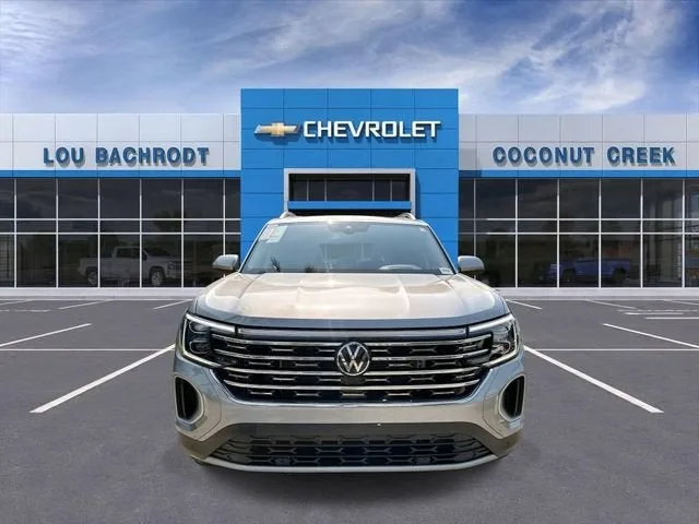 2024 Volkswagen Atlas 2.0T SEL photo 3