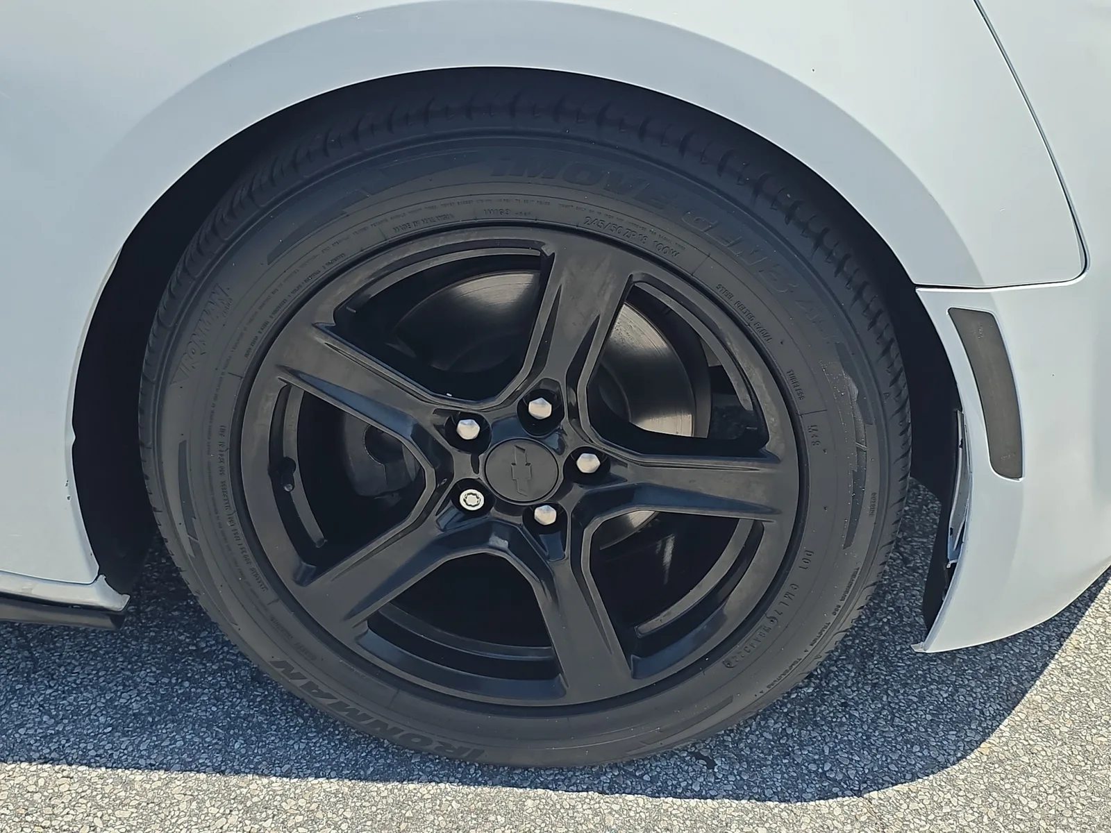 2019 Chevrolet Camaro 1LT photo 2