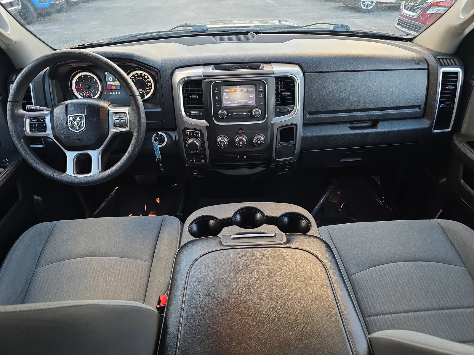 2024 RAM 1500 Classic SLT photo 18