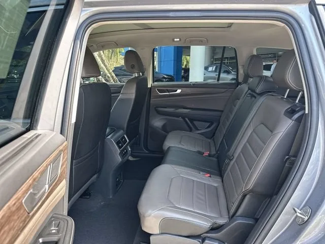 2024 Volkswagen Atlas 2.0T SEL photo 27