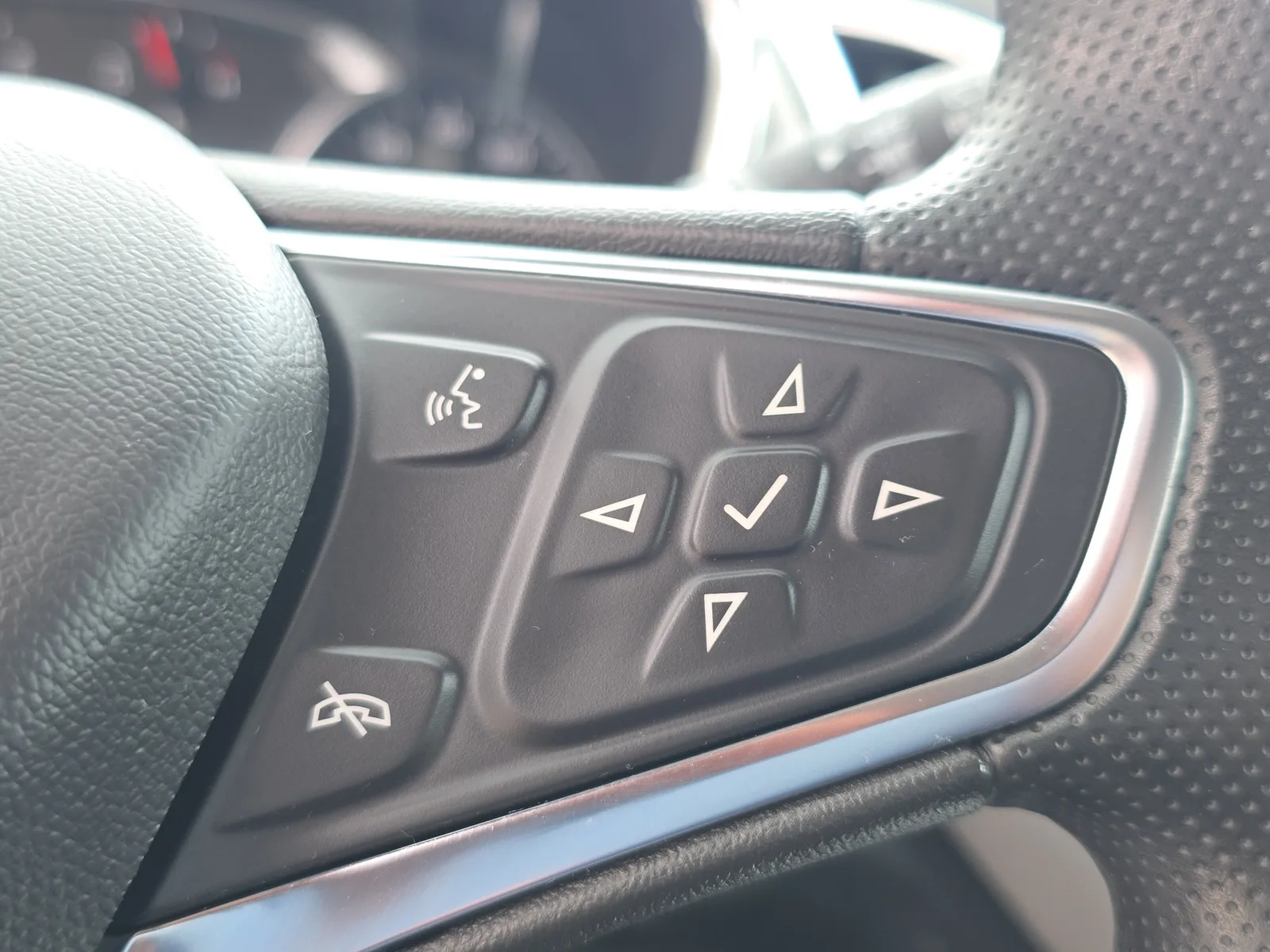 2023 Chevrolet Equinox LT photo 29