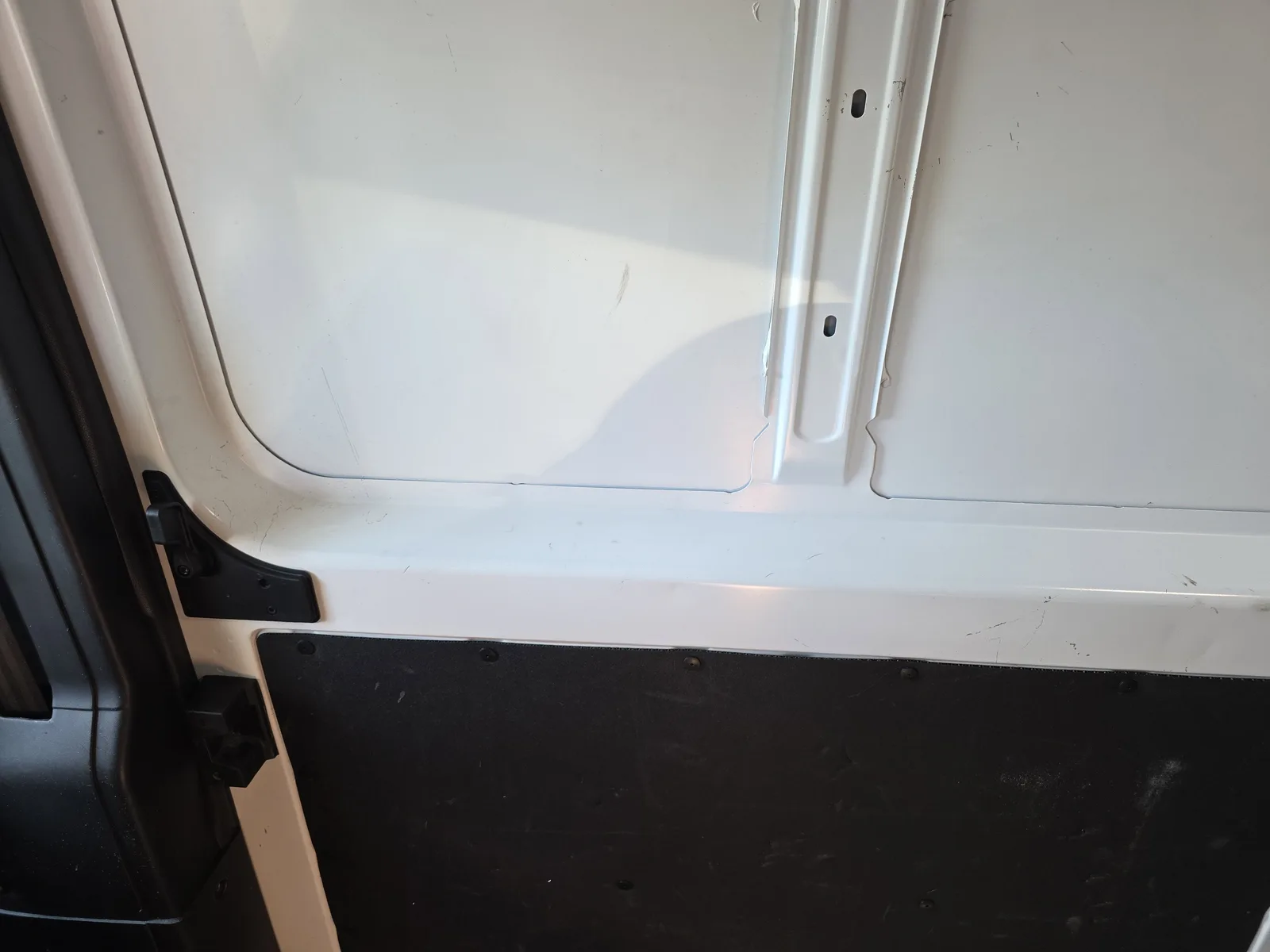 2025 RAM ProMaster Cargo Van Tradesman photo 15