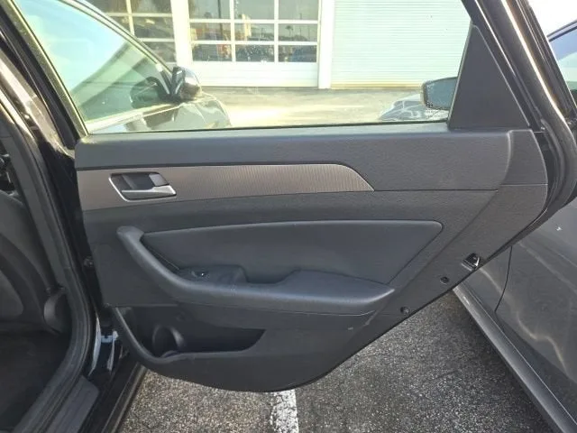 2018 Hyundai Sonata Sport photo 18