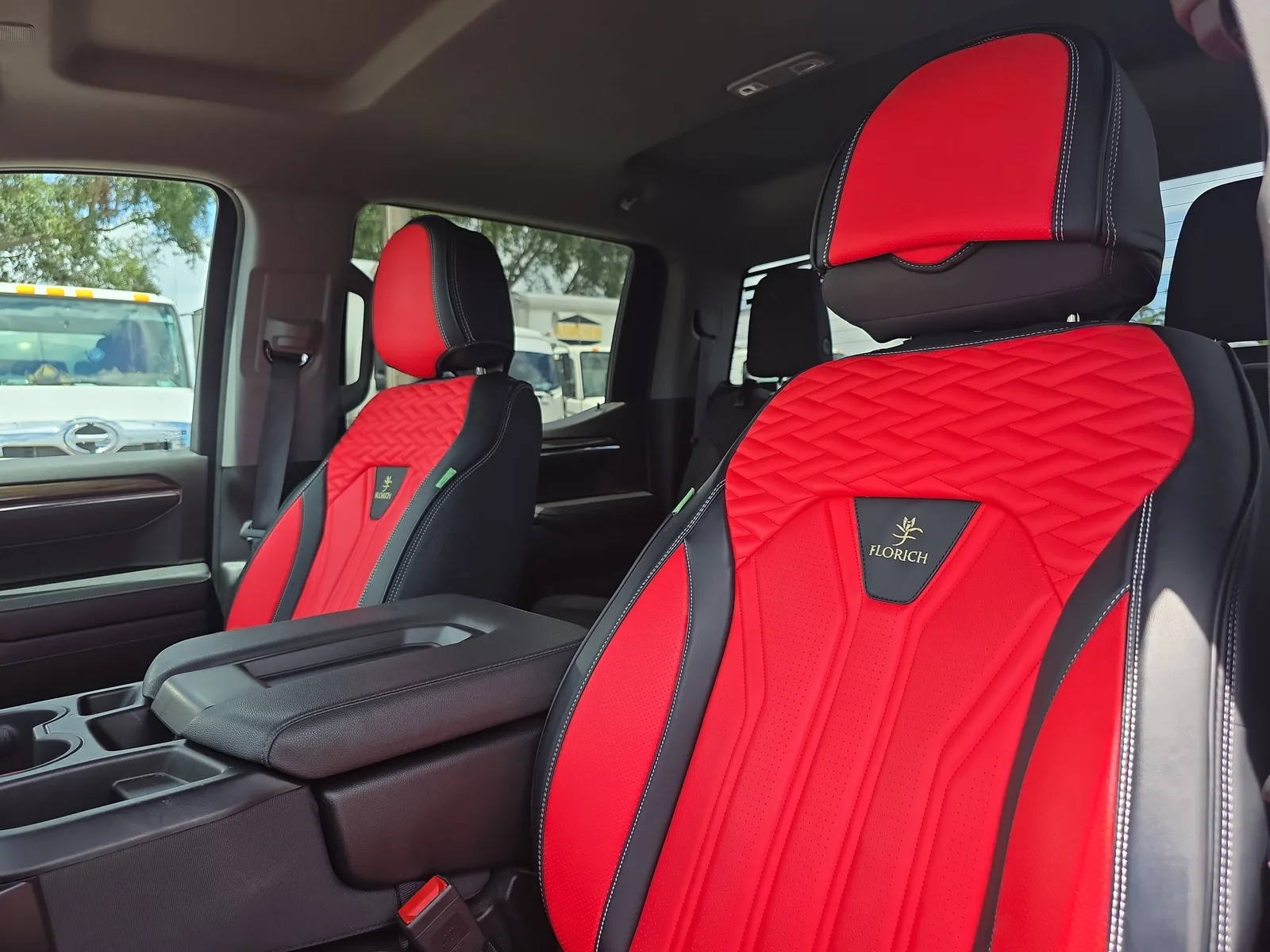2024 Chevrolet Silverado 1500 LT photo 26