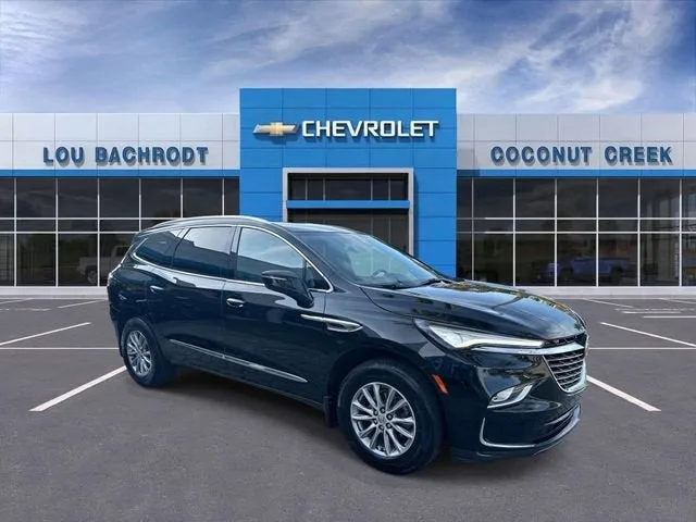 2023 Buick Enclave Essence photo 2