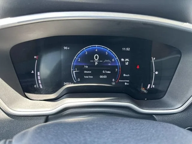 2023 Toyota Corolla Cross XLE photo 26