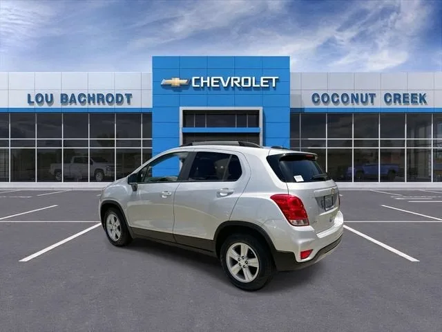 2022 Chevrolet Trax LT photo 6