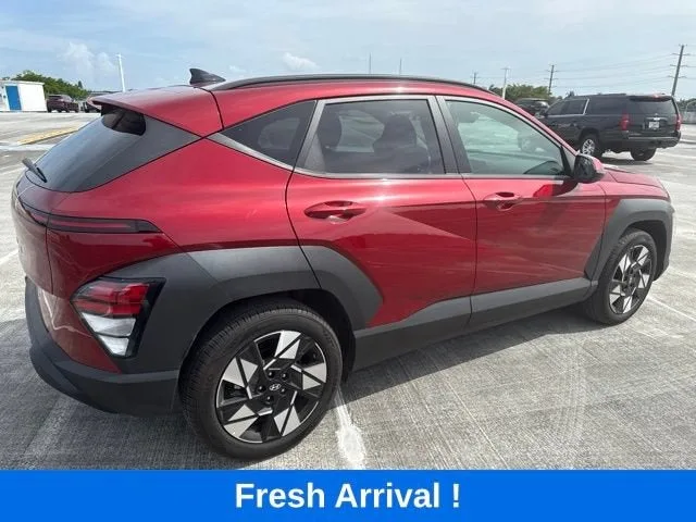 2025 Hyundai Kona SEL photo 13